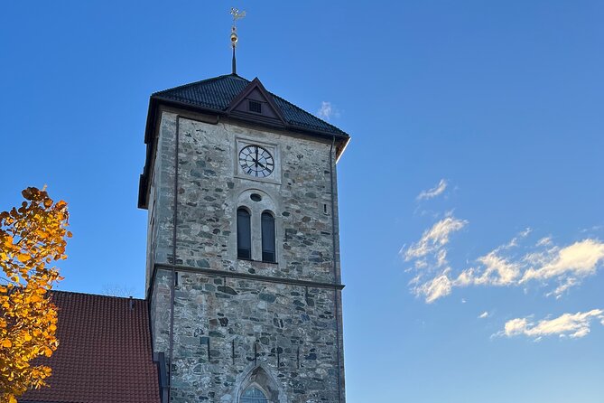 2 Hour City Walk through Trondheim - The guide makes the biggest difference