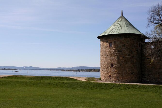 2- hour kayak trip on the Oslo Fjord - Choosing between nature and a beach stop
