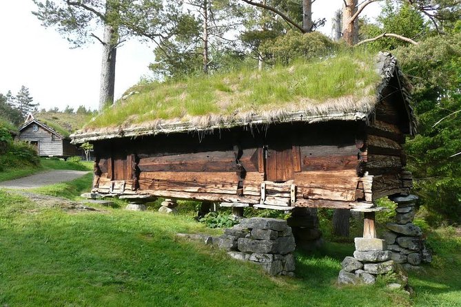 Alesund 3 hrs Private tour Medieval Village Sunnmore - How the Three Hours Work