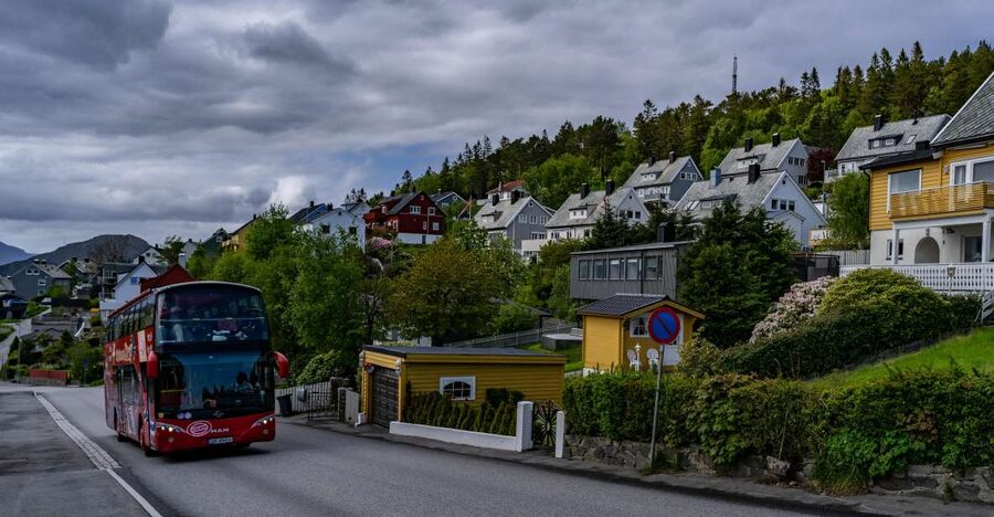 Alesund: City Sightseeing Hop-On Hop-Off Bus Tour - Why Ålesund is best seen from above