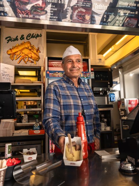 Ålesund: Guided Food Walking Tour - Who should book this Ålesund food walk?
