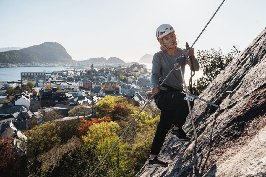 Ålesund: Via Ferrata tour - The first half is the real workout