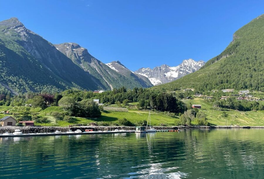 All About the Fjords, in one tour by boat & bus from Ålesund - Cruising Hjørundfjord from Ålesund to Øye
