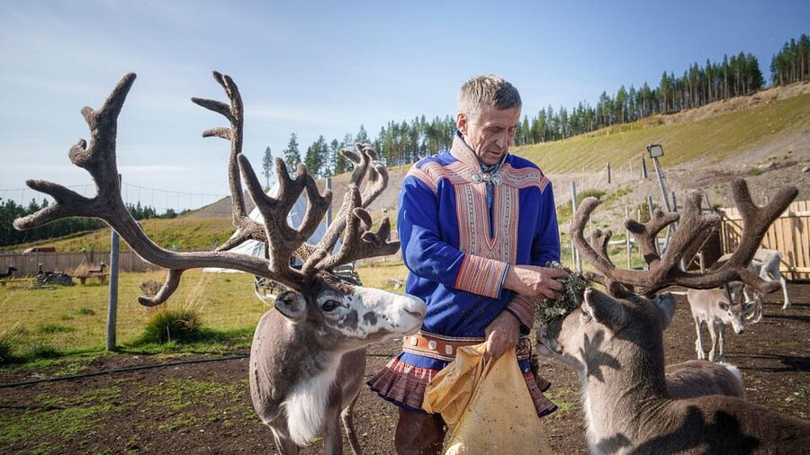 Alta: Reindeer - A carrier of Sámi Culture - Inside the lavvu, where the culture becomes personal