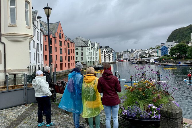 Amazing city walk in Ålesund - Aalesund Church and the city’s miracle stories