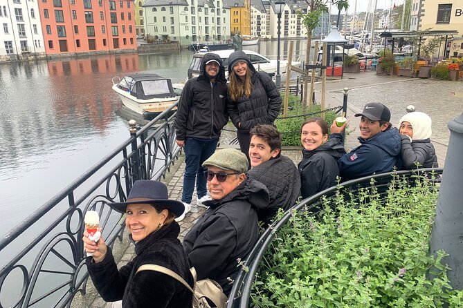 Amazing city walk in Ålesund - Group size, pace, and weather