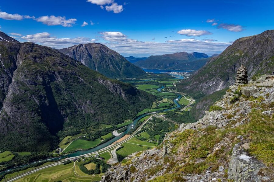 Andalsnes: Bike & Hike Adventure to Litlefjellet Summit - Isfjorden Photo Stop