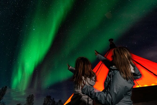 Aurora Safari Chase by big bus, free Photos, toilet onboard - Photography help, free downloads, and extra charges