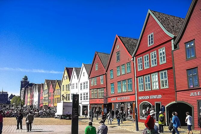 Bergen City Cruise - Byfjorden, naval battles, and wartime Bergen