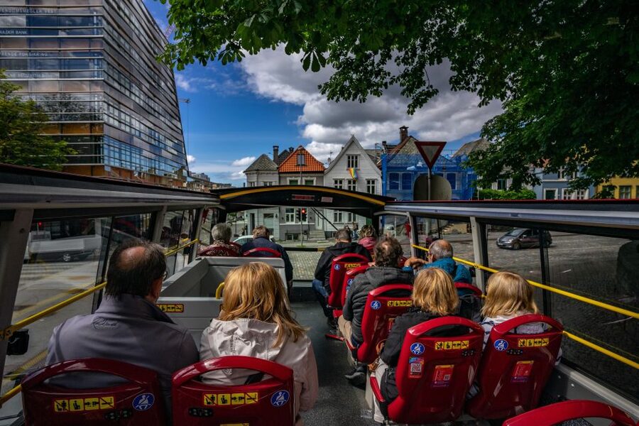 Bergen: City Sightseeing Hop-On Hop-Off Bus Tour - Stop 5: Bergen Aquarium and Nordnes Park