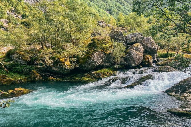 Bergen Day Tour to National Park Folgefonna and Glacier Lake - Bondhusvatnet is the day’s main reward