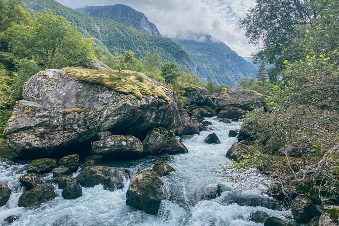 Bergen Day Tour to National Park Folgefonna and Glacier Lake - The guide can make or break a long day