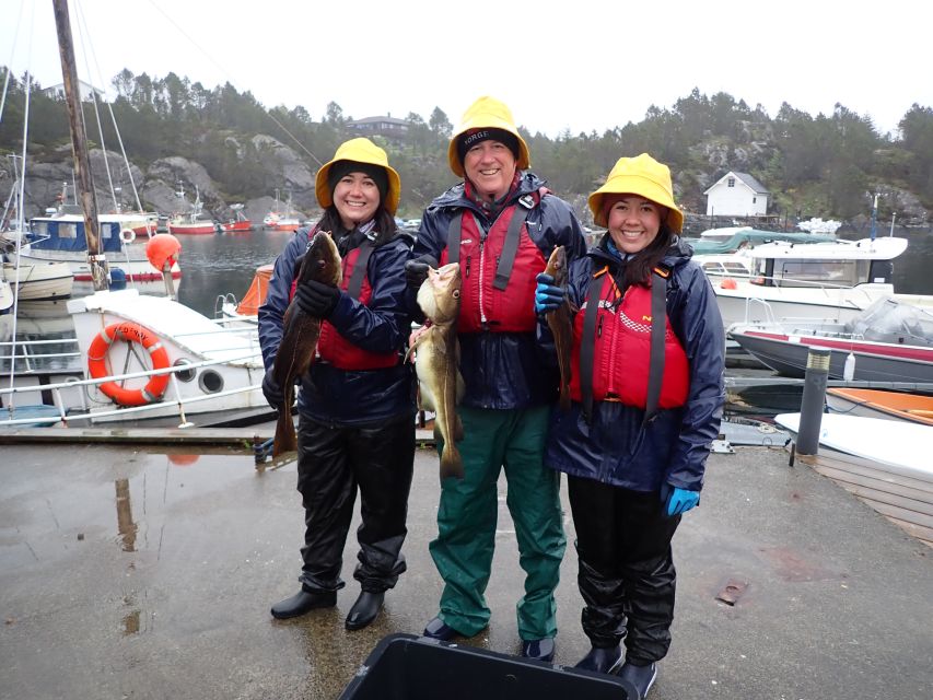 Bergen: Guided Fishing Tour with Outdoor Cooking - Syltøy, safety gear, and the open boat