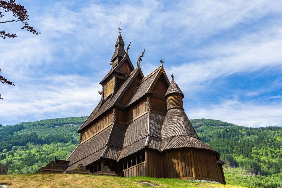 Bergen: Guided Fjord & Glacier Tour to Fjærland - From Bergen to Vikafjellet’s high mountain road