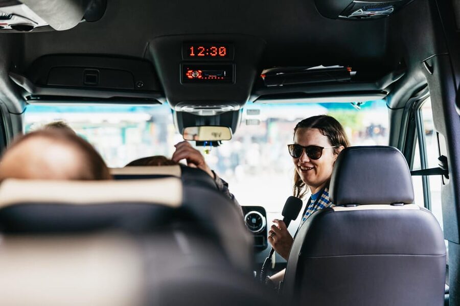 Bergen: Guided Minibus Tour with Photo Stops - The guides make the difference