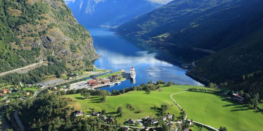 Bergen: Hardangerfjord, Voss Gondola & 3 Great Waterfalls - From Bergen to Voss and Mount Hanguren