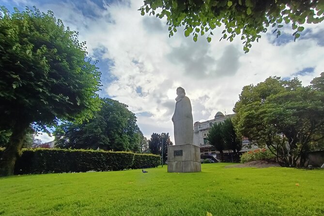 Bergen in Your Pocket: Landmarks and Lore Audio Tour - Festplassen, Christian Michelsen, and Bergen’s civic center