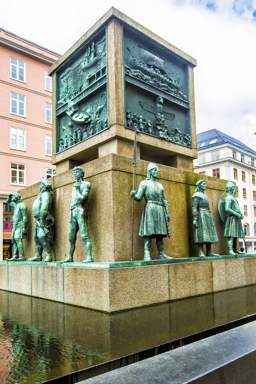 Bergen: Private tour in your own language - What the $47 group price really means