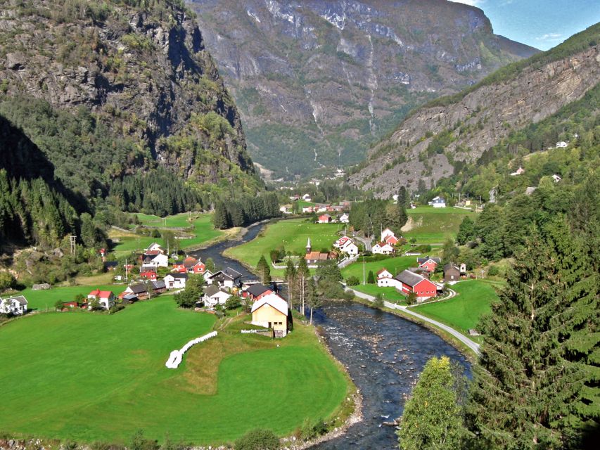 Bergen: Self-Guided Day Trip to Oslo - Aurlandsfjord and Nærøyfjord by boat