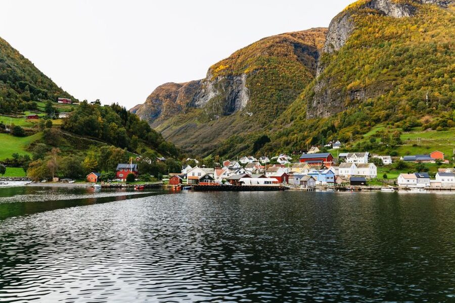 Bergen: Self-Guided Round-Trip Full-Day Excursion - Bergen to Voss on the Bergen Railway