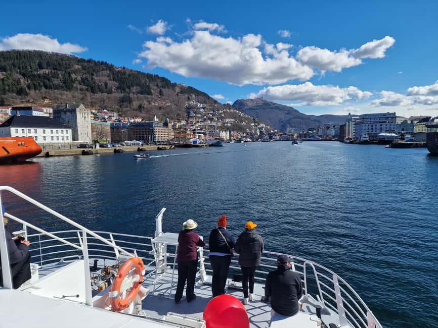 Bergen: Sightseeing Cruise of Bergen's Historic Landmarks - Why Bergen looks better from the harbor