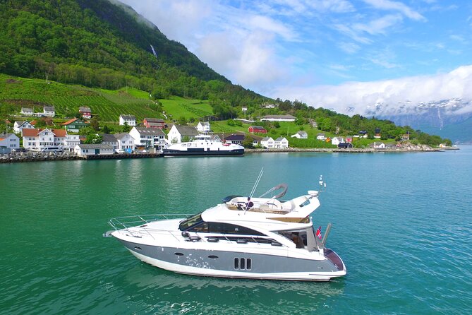 Bergen to Hardangerfjord VIP car + private yacht Fjord cruise - Key points before you book