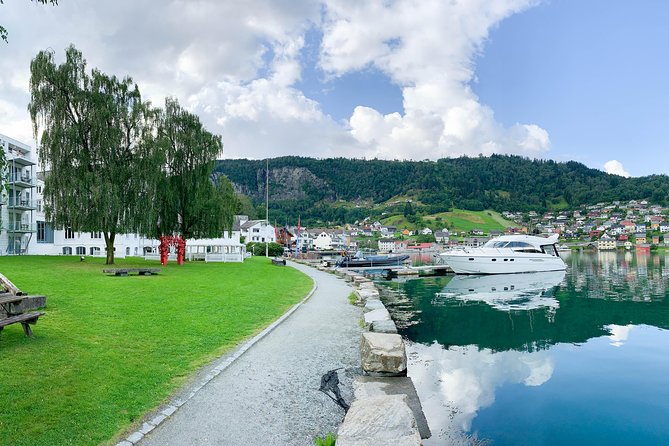 Bergen to Hardangerfjord VIP car + private yacht Fjord cruise - Fossen Bratte makes an early impression