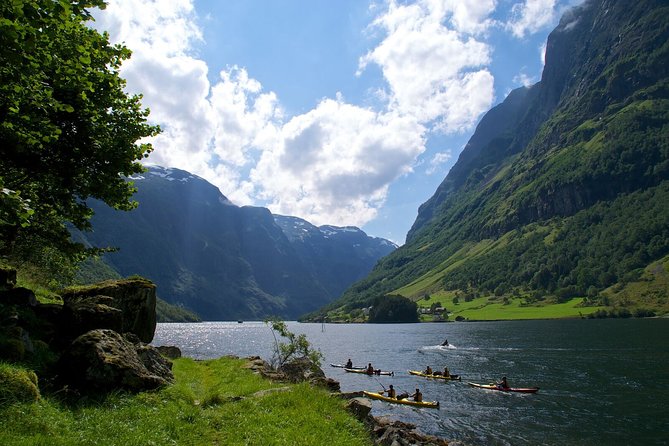 Bergen to Sognefjord Private Roudtrip with Cruise and Flasmbana - Stalheim Hotel and the steep road to Gudvangen