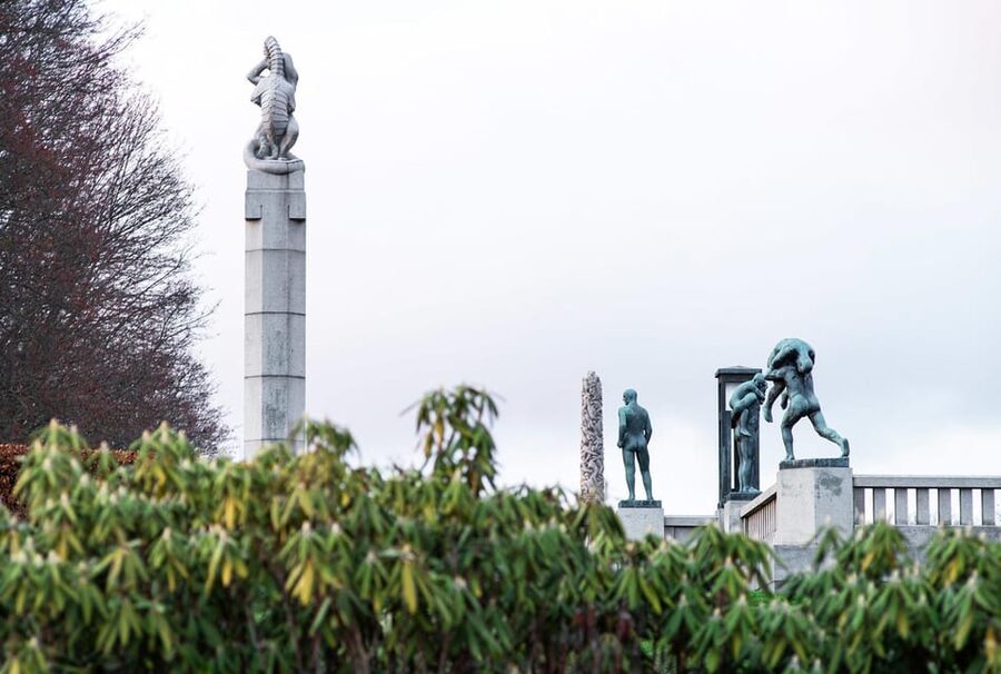 Best of Oslo: Walking Tour with a local guide - From the Nobel Peace Centre to Aker Brygge