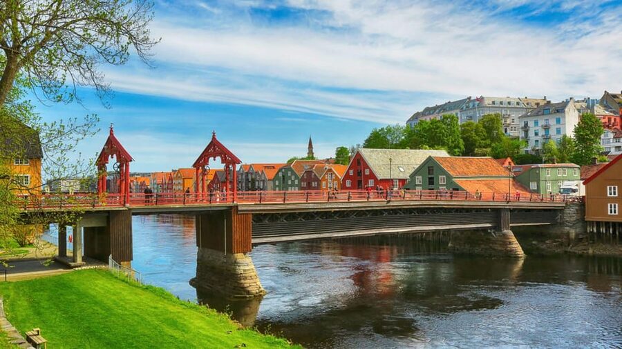 Best of Trondheim: Private Walking Tour with a Local - Key points at a glance