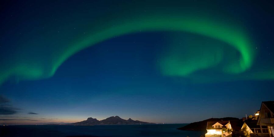 Bodø: Northern Lights safari - The guide’s role and the value of a small group