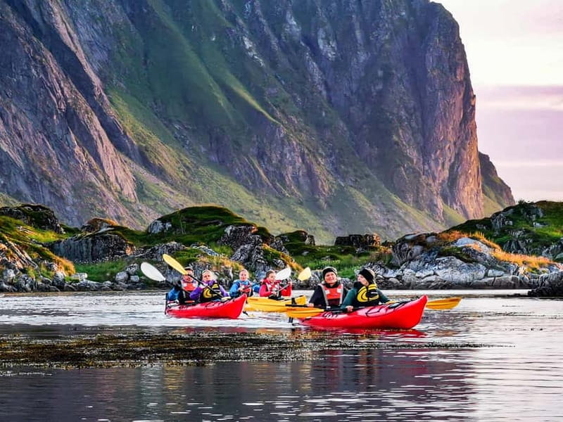 Bøstad: Kayaking Tour in Lofoten with Snacks - What the safety briefing means for beginners