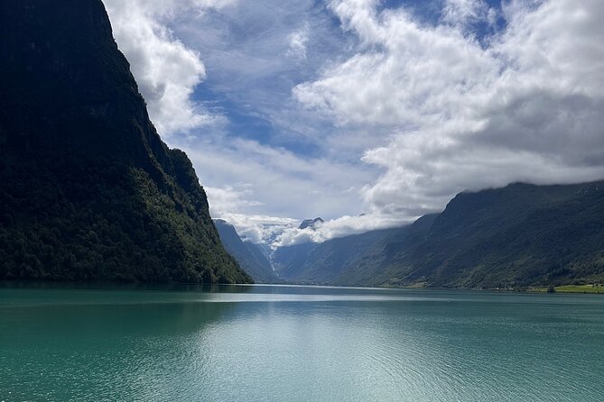 Briksdal Glacier and Loen Skylift day Excursion - Should you book the Briksdal Glacier and Loen Skylift day?