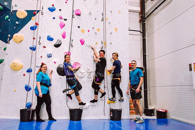 Climbing in Mørkvedhallen Klatresenter - Starting at Mørkvedveien 104 in Bodø