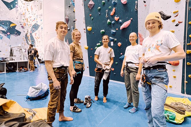 Climbing in Mørkvedhallen Klatresenter - Is $32.17 good value?