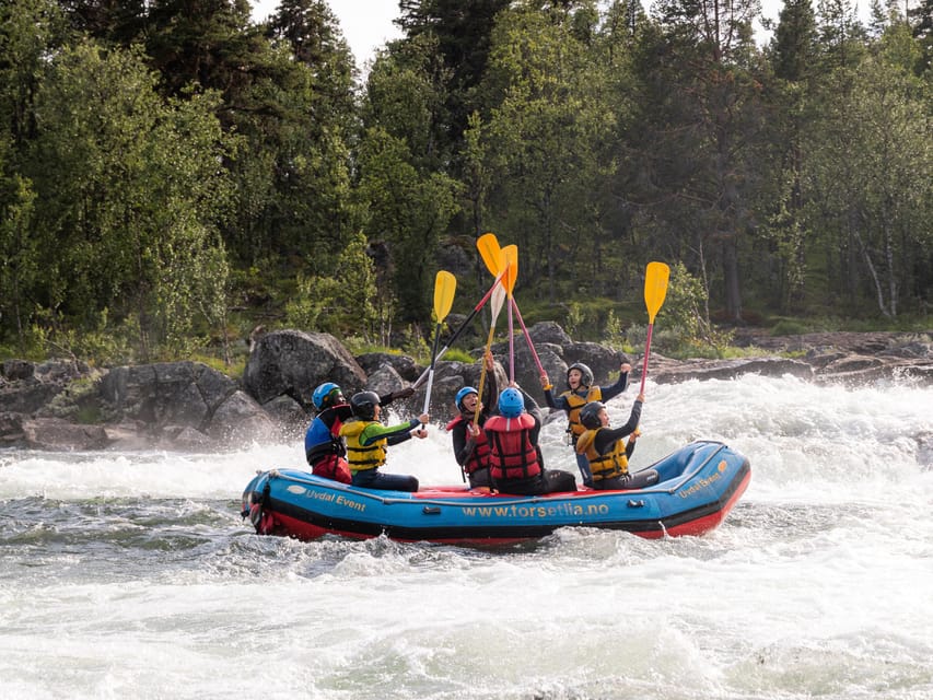 Dagali/Geilo: Family-Friendly Whitewater Rafting - level 1 - Learning the raft before the rapids