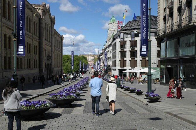 Downtown Oslo: Self-Guided Highlights and History Audio Tour - Starting at Aker Brygge’s former shipyard
