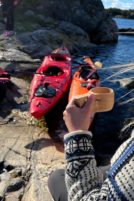 Færvik: Raet National Park Sea Kayaking Trip - The first paddle toward Gjessøya