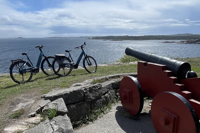 Fantastic E-bike Tour with the best views in Kristiansand - Posebyen and Kristiansand’s wooden past