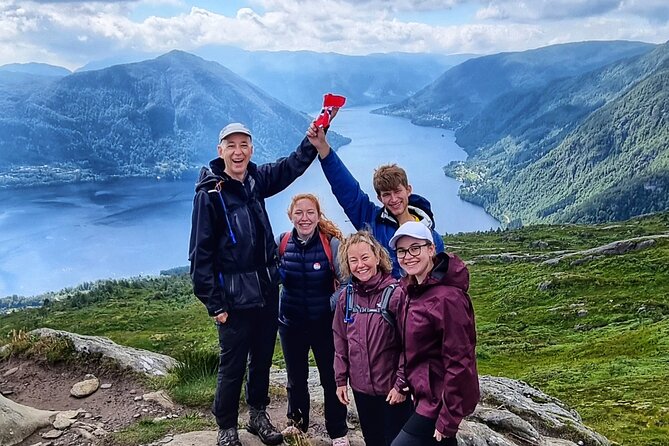 Fjord Hiking - Public tour - The views are the main event