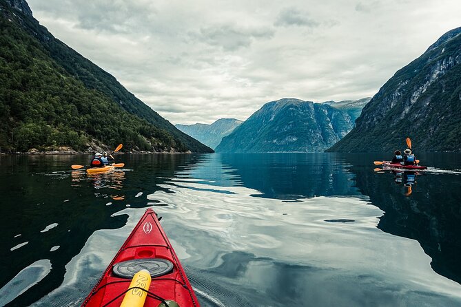 Fjord paddle in Hellesylt - Half Day Kayaking Tour - What makes the scenery worth the effort