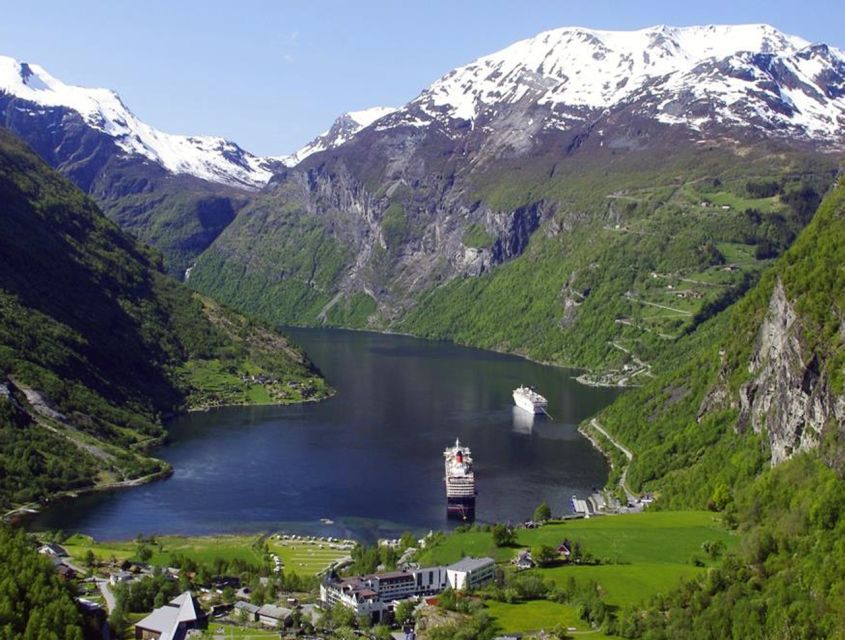 From Ålesund: Private Day Trip to Geirangerfjord - From Ålesund to Hellesylt through Sykkylven