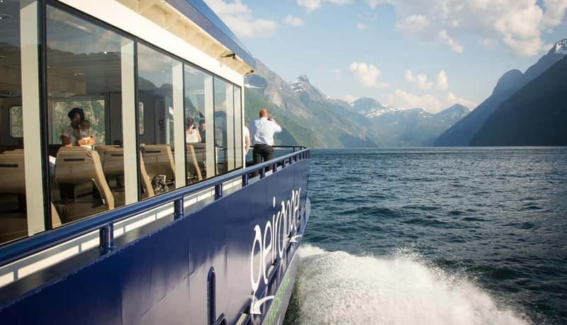 From Ålesund: Round Trip Fjord Cruise to Geirangerfjord - Meeting the boat in central Ålesund