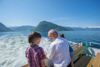 Guided Fjord & Glacier Tour to Fjærland