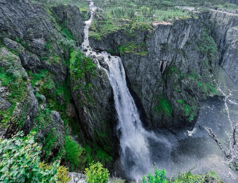 From Eidfjord: Vøringfossen Waterfall Nature Tour with Guide - Sysen Dam and the glacier view