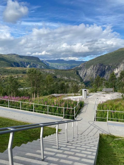 From Eidfjord: Vøringfossen Waterfall Nature Tour with Guide - The drive from Eidfjord into the mountains
