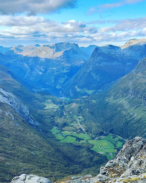 From Geiranger: Dalsnibba & Eagle Road Private Tour & Picnic - The road to Dalsnibba is part of the attraction