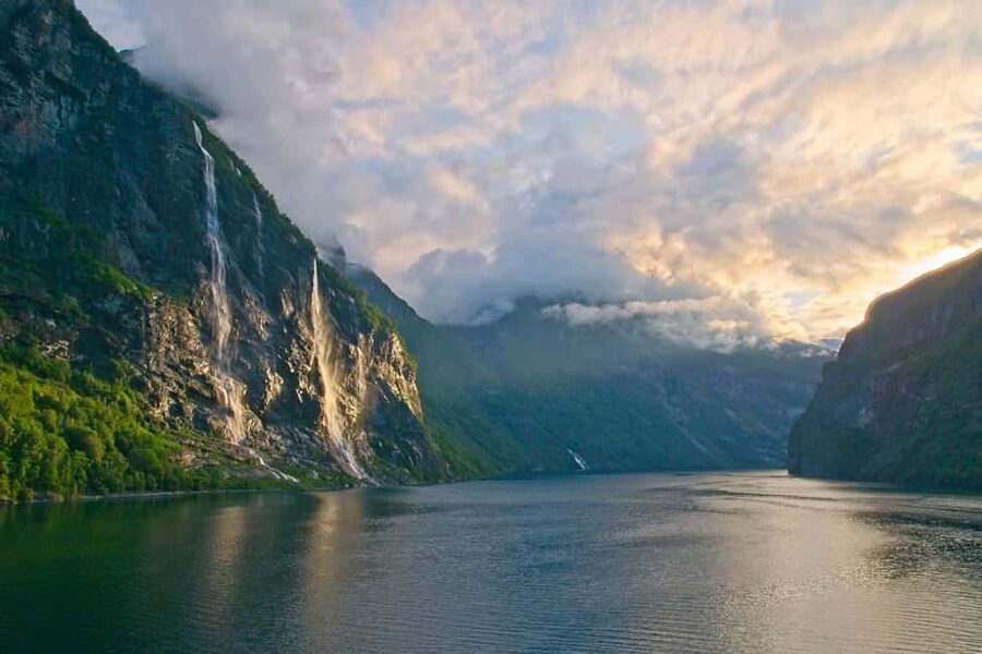 From Geiranger: Geiranger Fjord Tour with Stop in Hellesylt - Practical tips for a better day