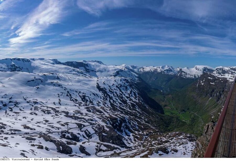 From Hellesylt: The Best of Geiranger Shore Excursion - Hornindal Lake and the first change of scenery