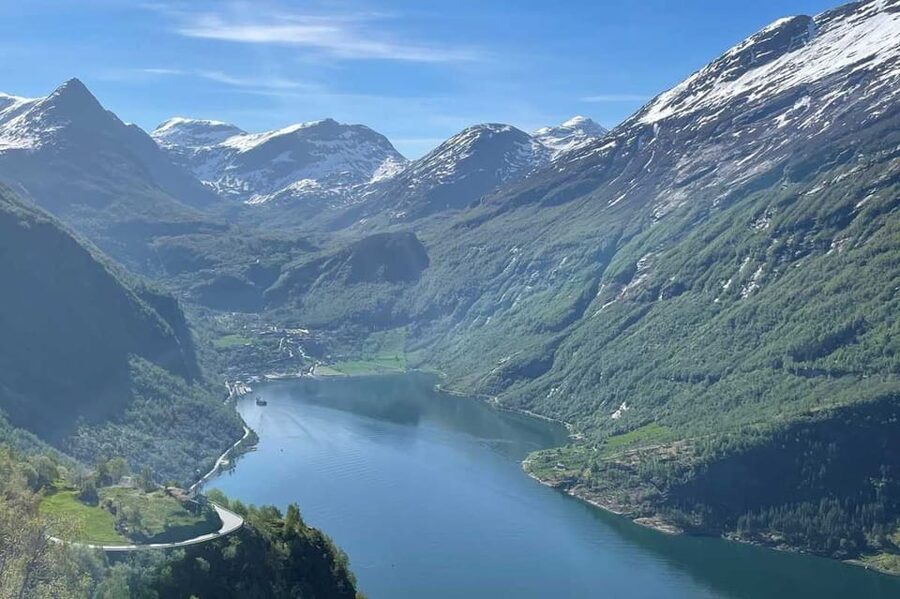 From Hellesylt: The Best of Geiranger Shore Excursion - Meeting the bus at Hellesylt